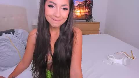 Lynna online show from September 14, 10:09 pm