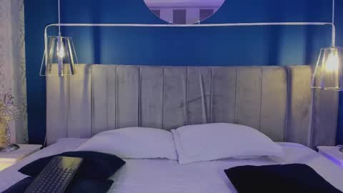 _maccaa_ online show from October 7, 12:02 pm