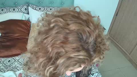 Lady Chanel online show from January 28, 1:49 pm