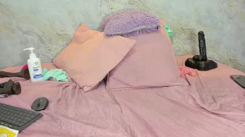 Snapshot of _maddy_miller chatting on January 22, 5:59 pm Maddy online show from January 22, 5:59 pm