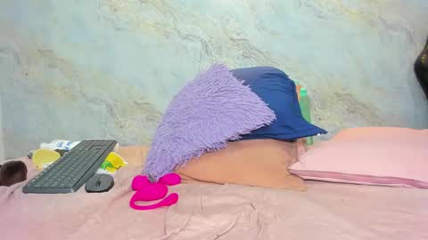 Snapshot of _maddy_miller chatting on February 11, 6:11 pm Maddy online show from February 11, 6:11 pm