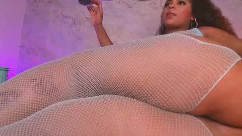 Snapshot of _maddy_miller chatting on October 15, 11:54 am Maddy online show from October 15, 11:54 am