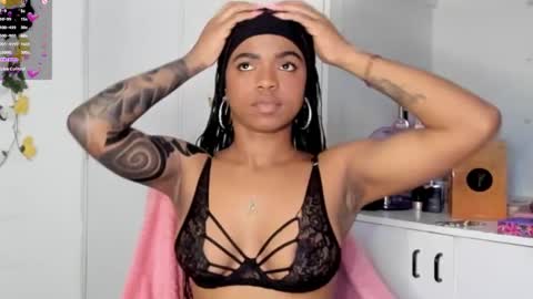 Snapshot of _marcela_22 chatting on February 10, 4:30 am MARCELA online show from February 10, 4:30 am