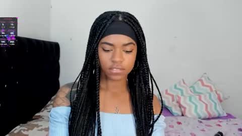 Snapshot of _marcela_22 chatting on February 27, 4:52 am MARCELA online show from February 27, 4:52 am