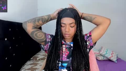 Snapshot of _marcela_22 chatting on February 28, 1:15 am MARCELA online show from February 28, 1:15 am