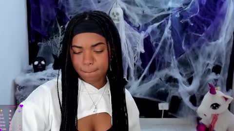 Snapshot of _marcela_22 chatting on October 17, 12:36 am MARCELA online show from October 17, 12:36 am