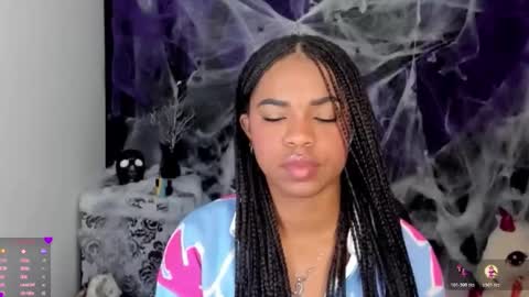 Snapshot of _marcela_22 chatting on October 19, 10:21 pm MARCELA online show from October 19, 10:21 pm