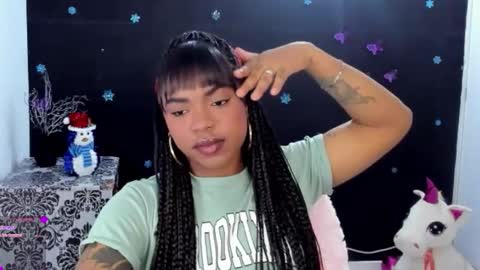 Snapshot of _marcela_22 chatting on November 16, 10:37 pm MARCELA online show from November 16, 10:37 pm