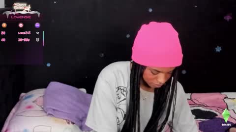 Snapshot of _marcela_22 chatting on December 13, 8:14 pm MARCELA online show from December 13, 8:14 pm