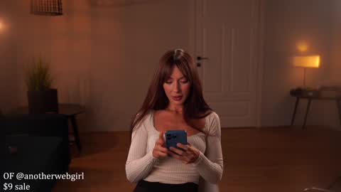 Marie -   -25 discount online show from October 12, 5:45 pm