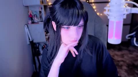 Snapshot of _mariko_ chatting on November 13, 3:11 pm Mariko online show from November 13, 3:11 pm