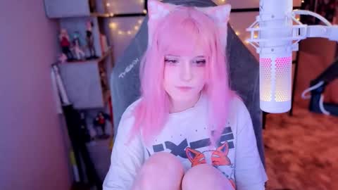 Snapshot of _mariko_ chatting on November 20, 3:45 pm Mariko online show from November 20, 3:45 pm