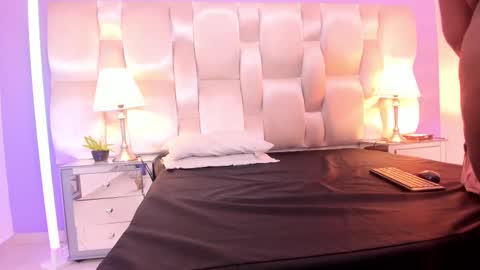 _megan_lovitz_ online show from February 26, 6:32 pm