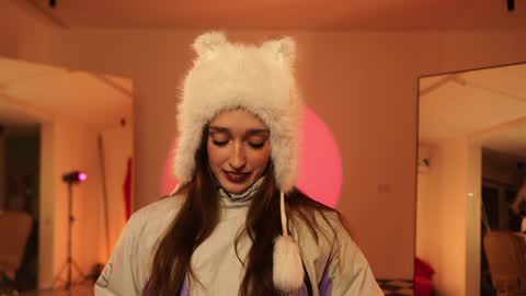  Saturday - start 2030-2130 GMT online show from January 18, 9:34 pm