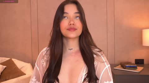     online show from December 14, 1:59 pm