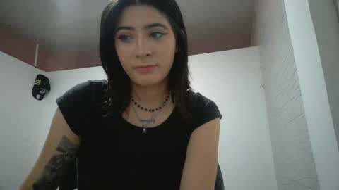 Snapshot of _mia_foster1 chatting on November 15, 7:54 pm Mia-foster online show from November 15, 7:54 pm