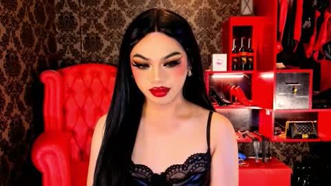 Raven Strauss online show from September 9, 5:23 pm