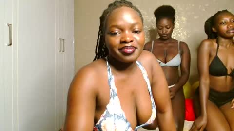 Mirandah online show from November 17, 3:40 pm