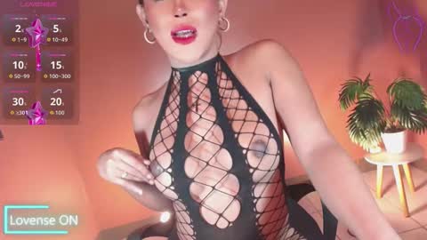 MORGAN KEEP ON FOLLOWING online show from October 23, 8:51 pm