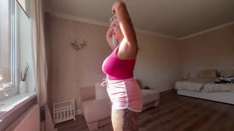 Francine Aisi Morpho - a genus of blue butterflies. online show from October 20, 10:05 am