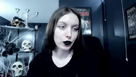 _naamah online show from December 5, 8:22 pm