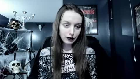 _naamah online show from December 13, 10:02 pm