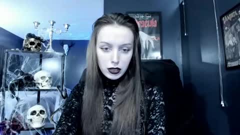 _naamah online show from December 19, 8:55 pm