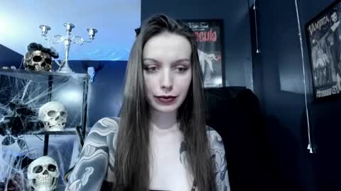 _naamah online show from December 23, 8:57 pm