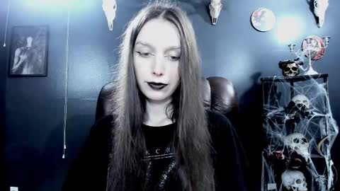 _naamah online show from September 17, 7:04 pm