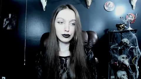 _naamah online show from September 25, 7:50 pm