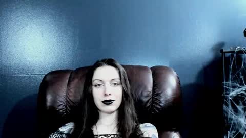 _naamah online show from October 4, 6:50 pm