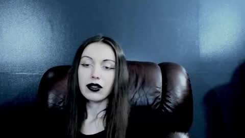 _naamah online show from October 16, 7:04 pm