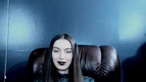 _naamah online show from October 28, 8:55 pm