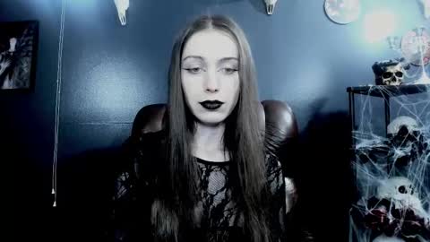 _naamah online show from November 17, 8:14 pm