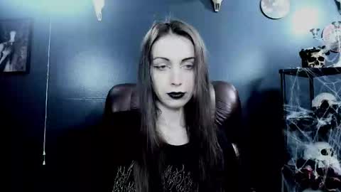 _naamah online show from November 24, 7:02 pm