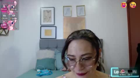 Snapshot of _naomi_s chatting on November 26, 2:07 pm _naomi_s online show from November 26, 2:07 pm