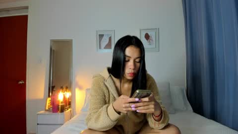 Snapshot of _nathaliesex chatting on February 4, 4:37 am independent model natha online show from February 4, 4:37 am
