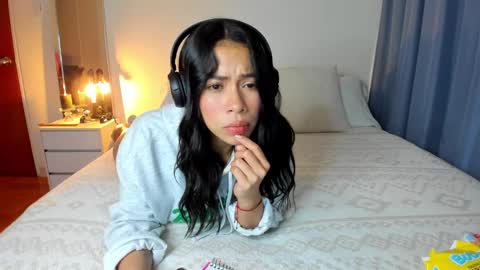 Snapshot of _nathaliesex chatting on February 25, 6:36 am independent model natha online show from February 25, 6:36 am