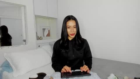 Snapshot of _nathaliesex chatting on October 15, 4:34 am independent model natha online show from October 15, 4:34 am