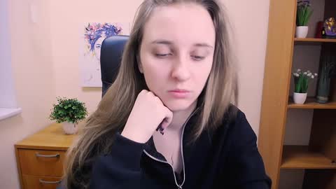 Nica online show from January 24, 7:19 am