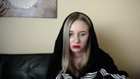 Nica online show from November 21, 1:54 pm