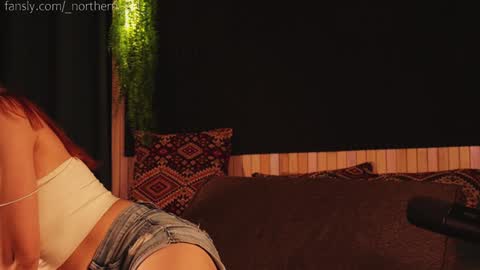 Snapshot of _northern_girl_ chatting on December 14, 11:29 am Lady Jess from house of Dragonborns online show from December 14, 11:29 am