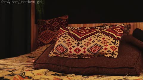 Snapshot of _northern_girl_ chatting on December 28, 3:48 pm Lady Jess from house of Dragonborns online show from December 28, 3:48 pm