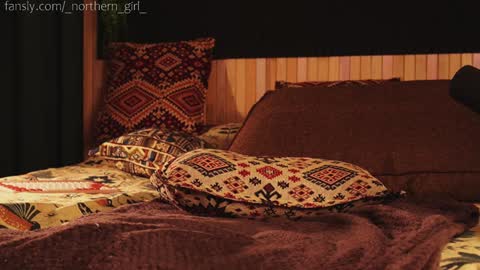 Snapshot of _northern_girl_ chatting on December 30, 7:11 pm Lady Jess from house of Dragonborns online show from December 30, 7:11 pm