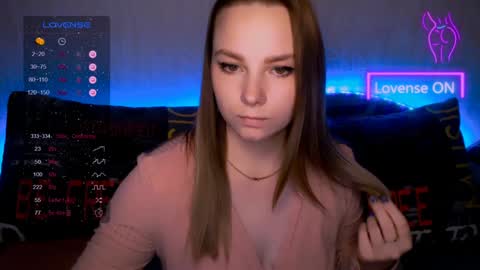 Snapshot of _pando4ka_ chatting on December 29, 7:43 pm pando4ka online show from December 29, 7:43 pm