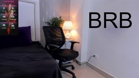  peach1  online show from January 31, 6:03 pm