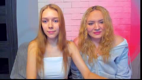 _prettybaby_ online show from December 14, 5:29 pm