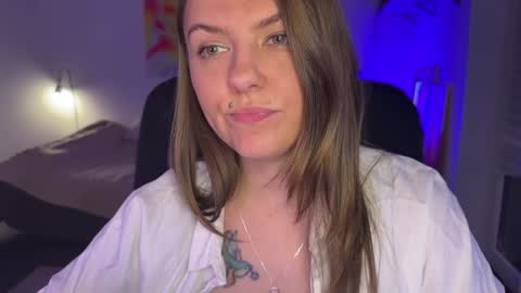  HADLY today day-off see u online 0112  online show from December 7, 4:47 pm