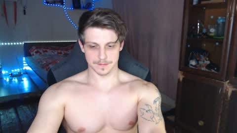 Snapshot of _purrari chatting on February 7, 1:04 am Vampire online show from February 7, 1:04 am