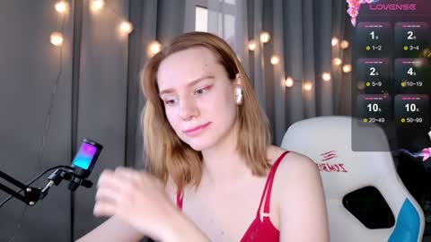 im Amy online show from December 25, 11:33 am